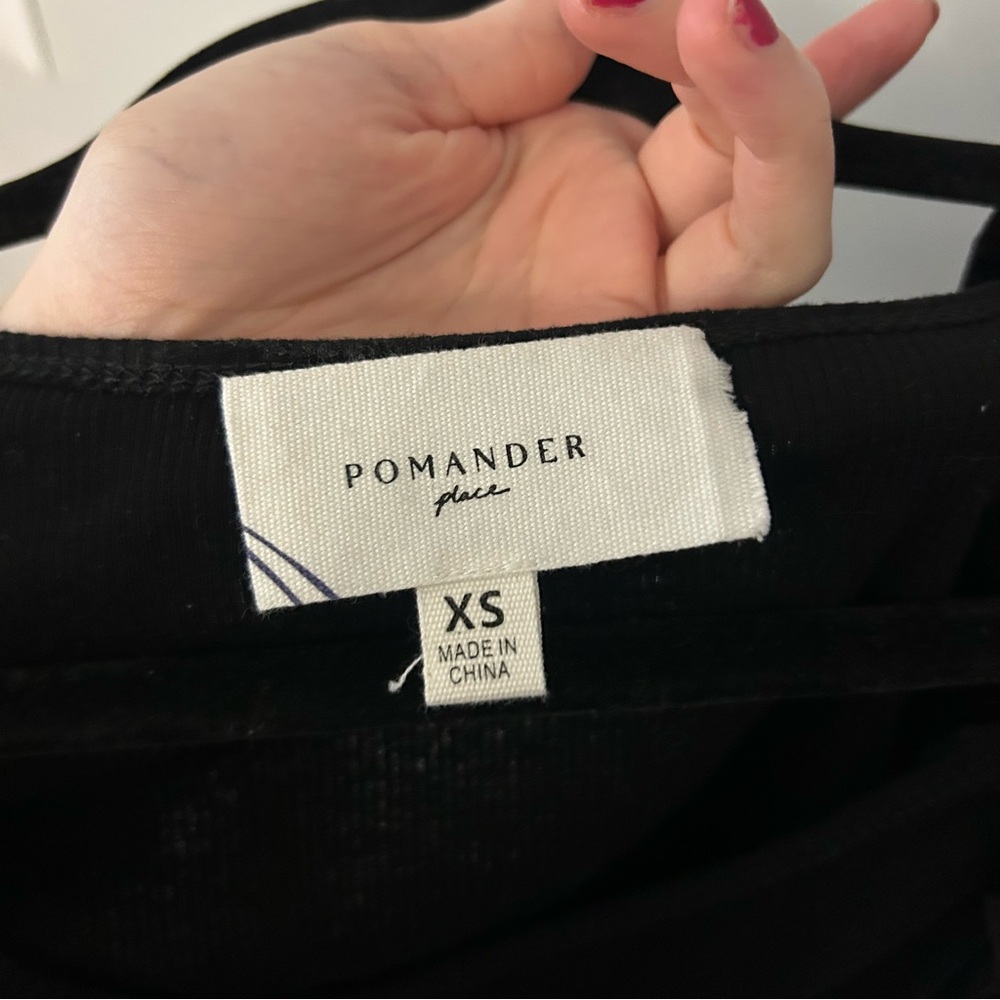 Tuckernuck Pomander Place Ruffle Rita Top - Picture 6 of 7